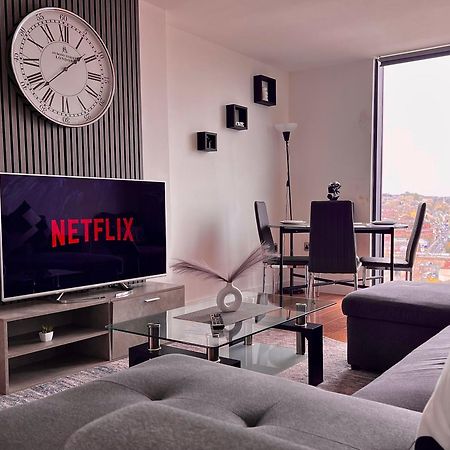 Penthouse Gem, Central, Scenic Views, Stylish, Modern, City Centre 2Br Σέφιλντ Εξωτερικό φωτογραφία