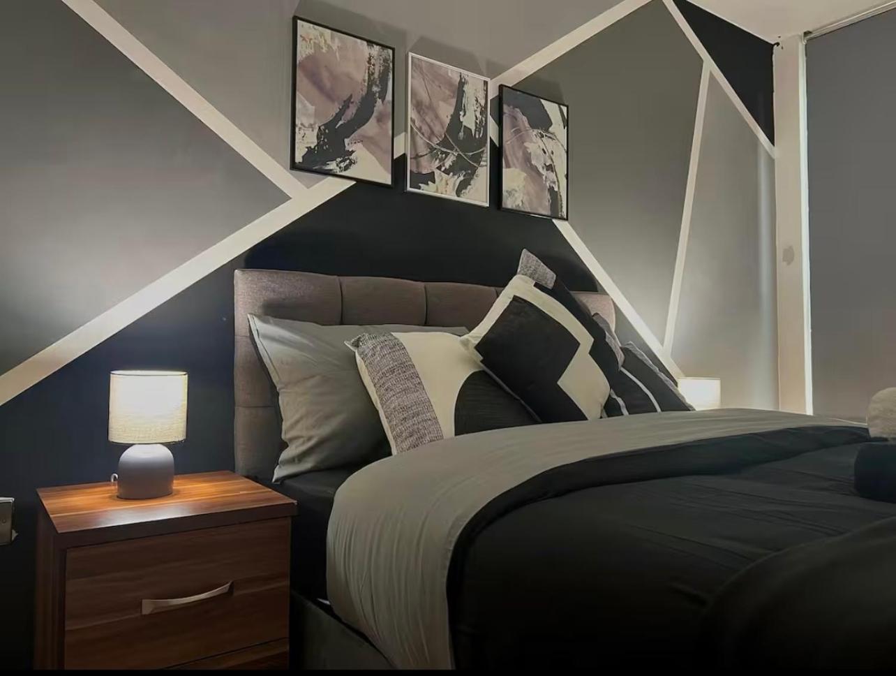 Penthouse Gem, Central, Scenic Views, Stylish, Modern, City Centre 2Br Σέφιλντ Εξωτερικό φωτογραφία